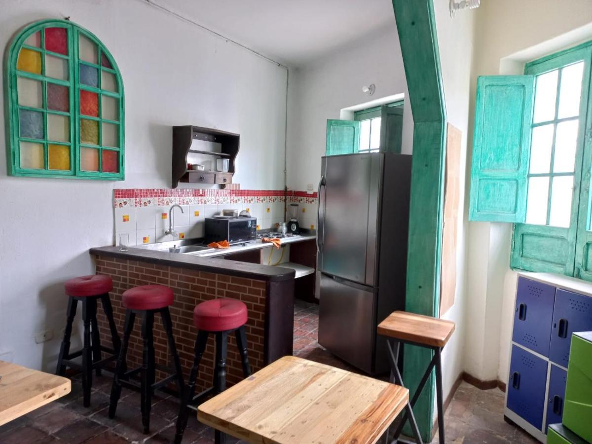 Mochileros Viajeros Hostel Bogota Ngoại thất bức ảnh